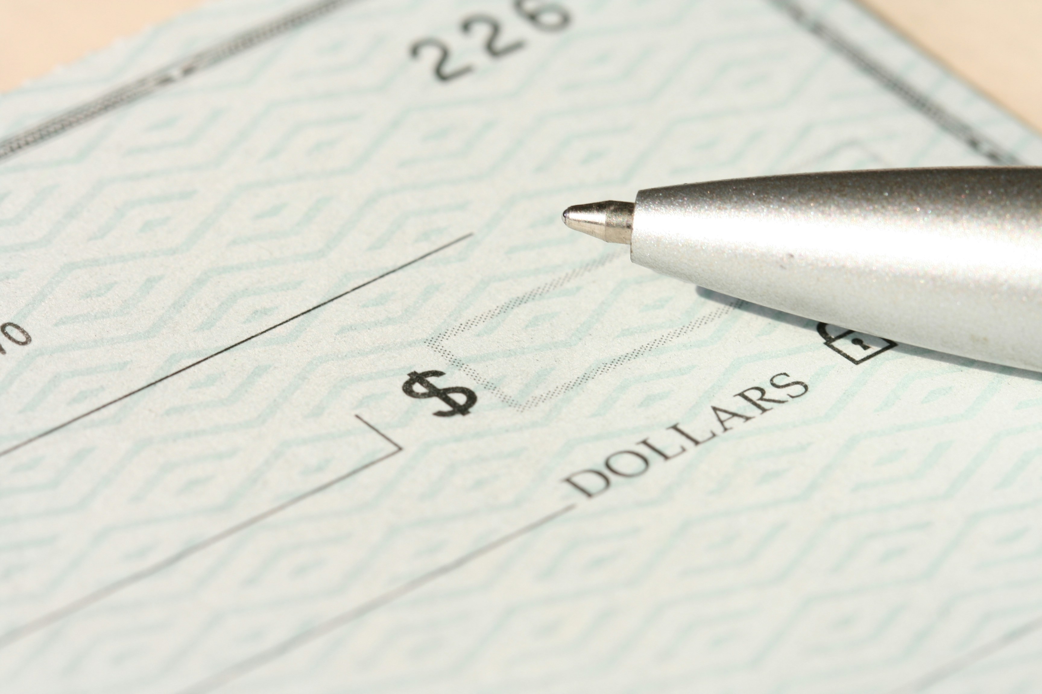 Pros and Cons of Delaying Social Security for Maximum Payouts